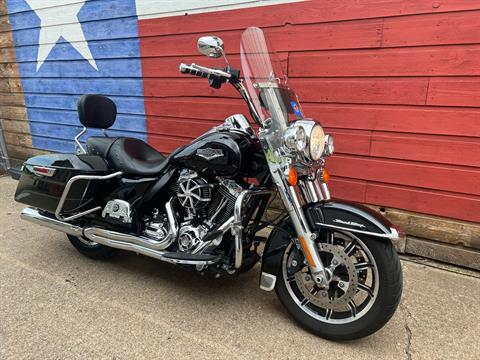2016 Harley-Davidson Road King® in Dallas, Texas - Photo 2