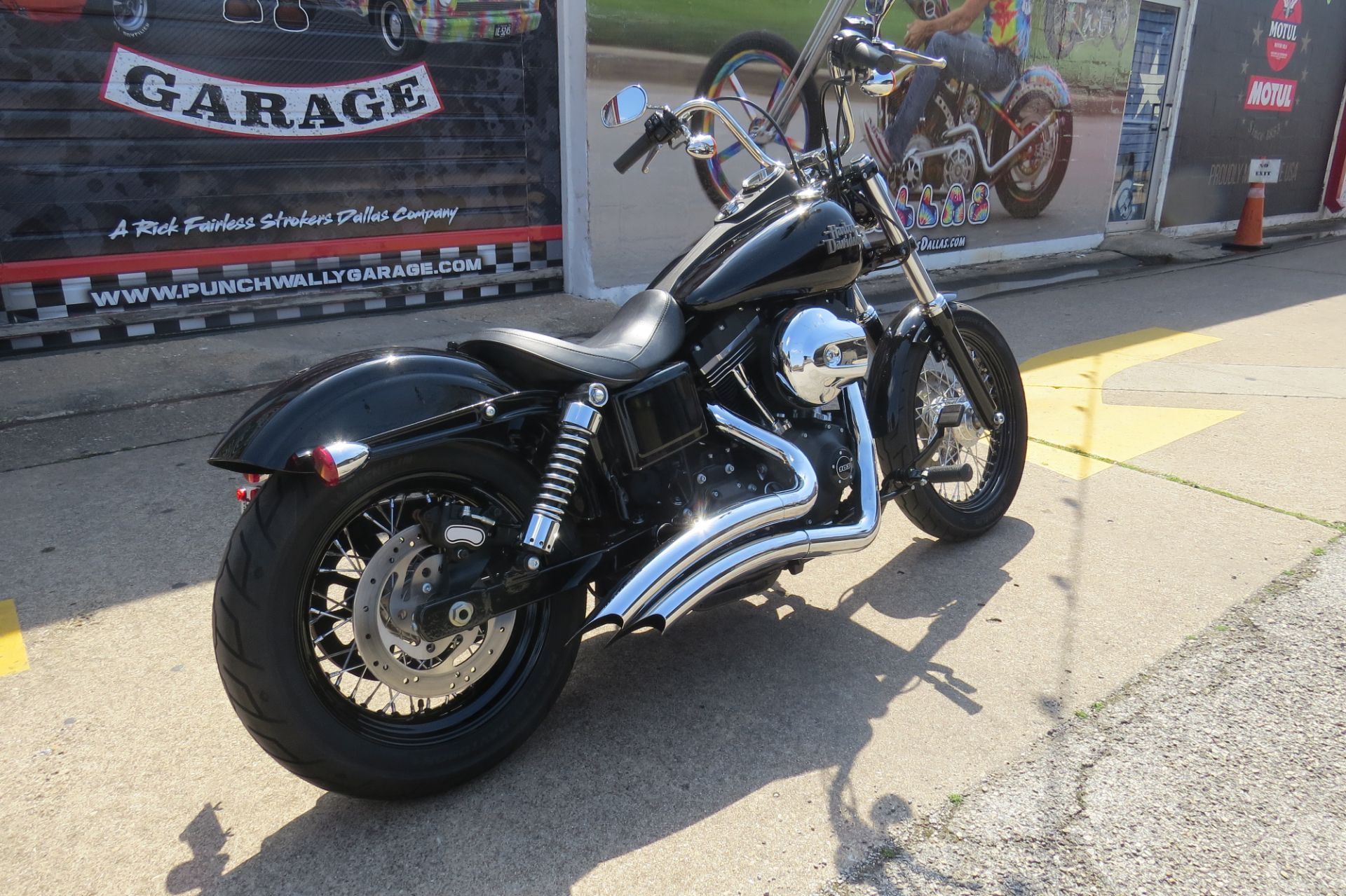 2017 Harley-Davidson Street Bob® in Dallas, Texas - Photo 2