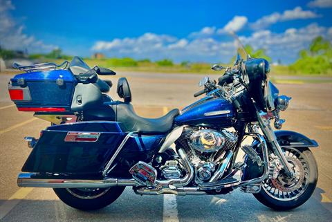 2012 Harley-Davidson Electra Glide® Ultra Limited in Dallas, Texas - Photo 6