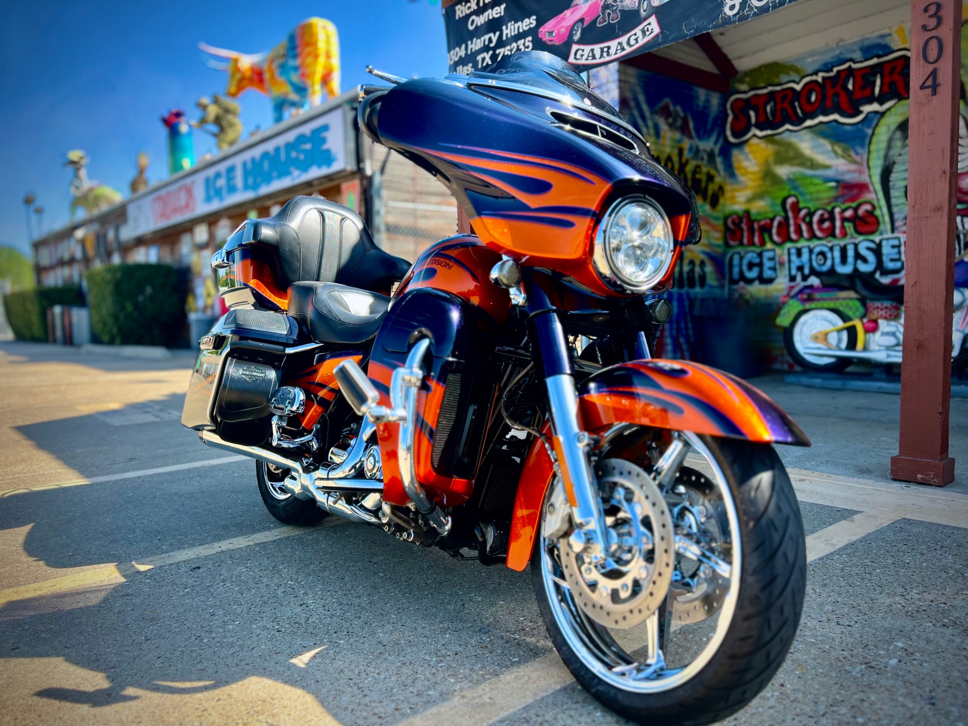 2015 Harley-Davidson CVO™ Street Glide® in Dallas, Texas - Photo 3