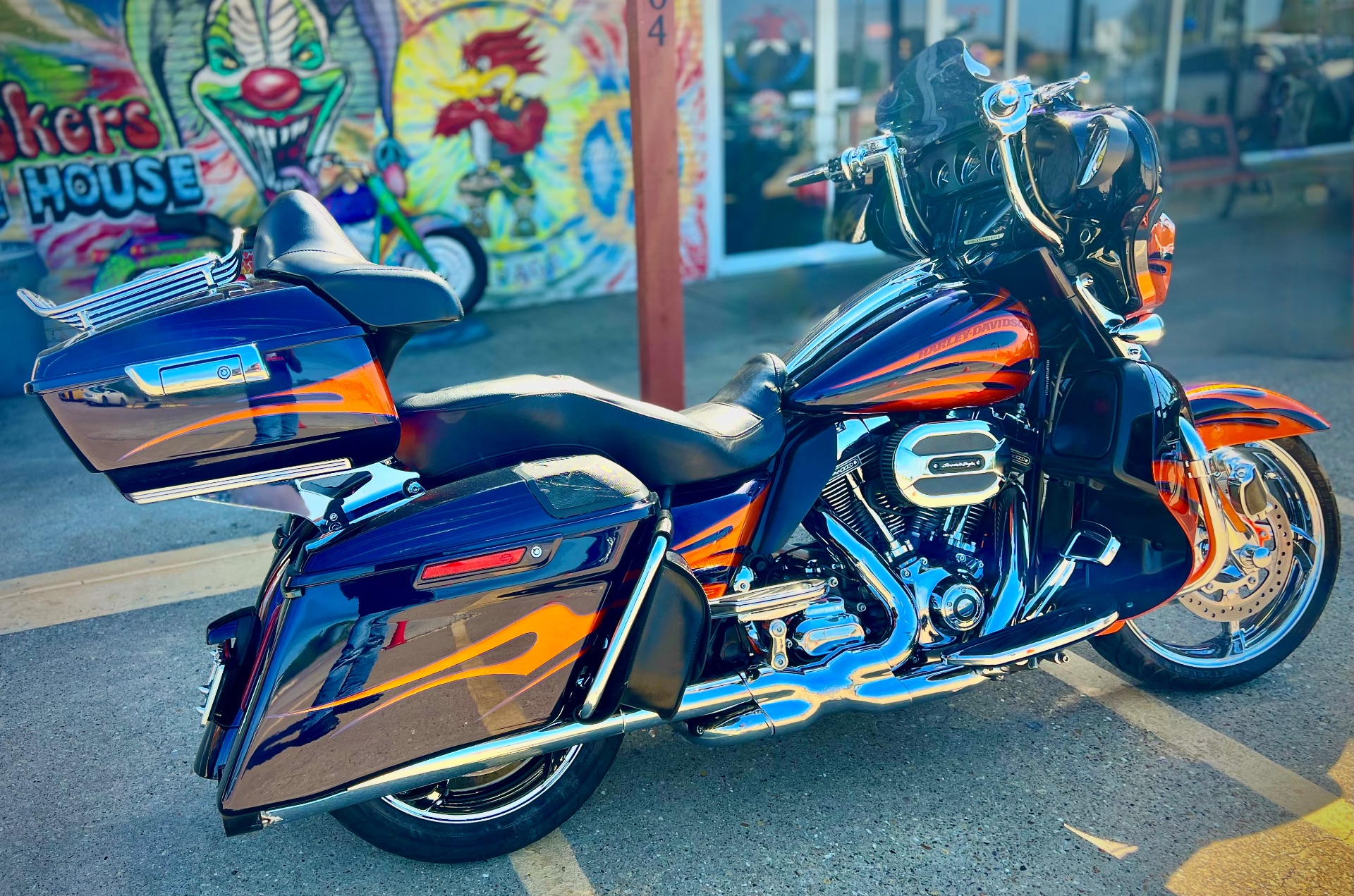 2015 Harley-Davidson CVO™ Street Glide® in Dallas, Texas - Photo 11