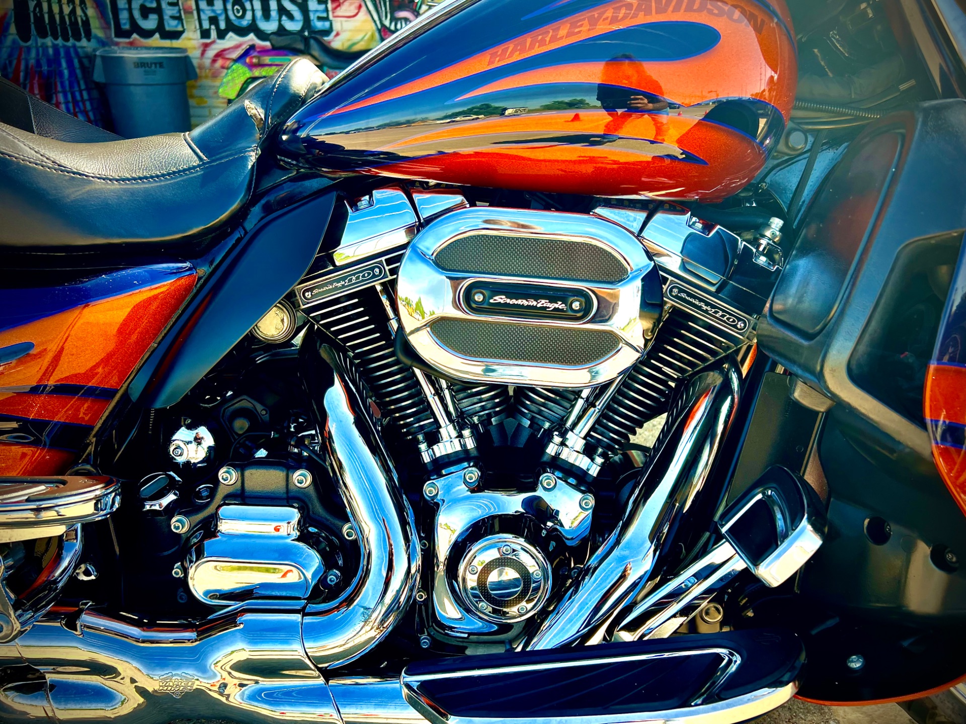 2015 Harley-Davidson CVO™ Street Glide® in Dallas, Texas - Photo 13