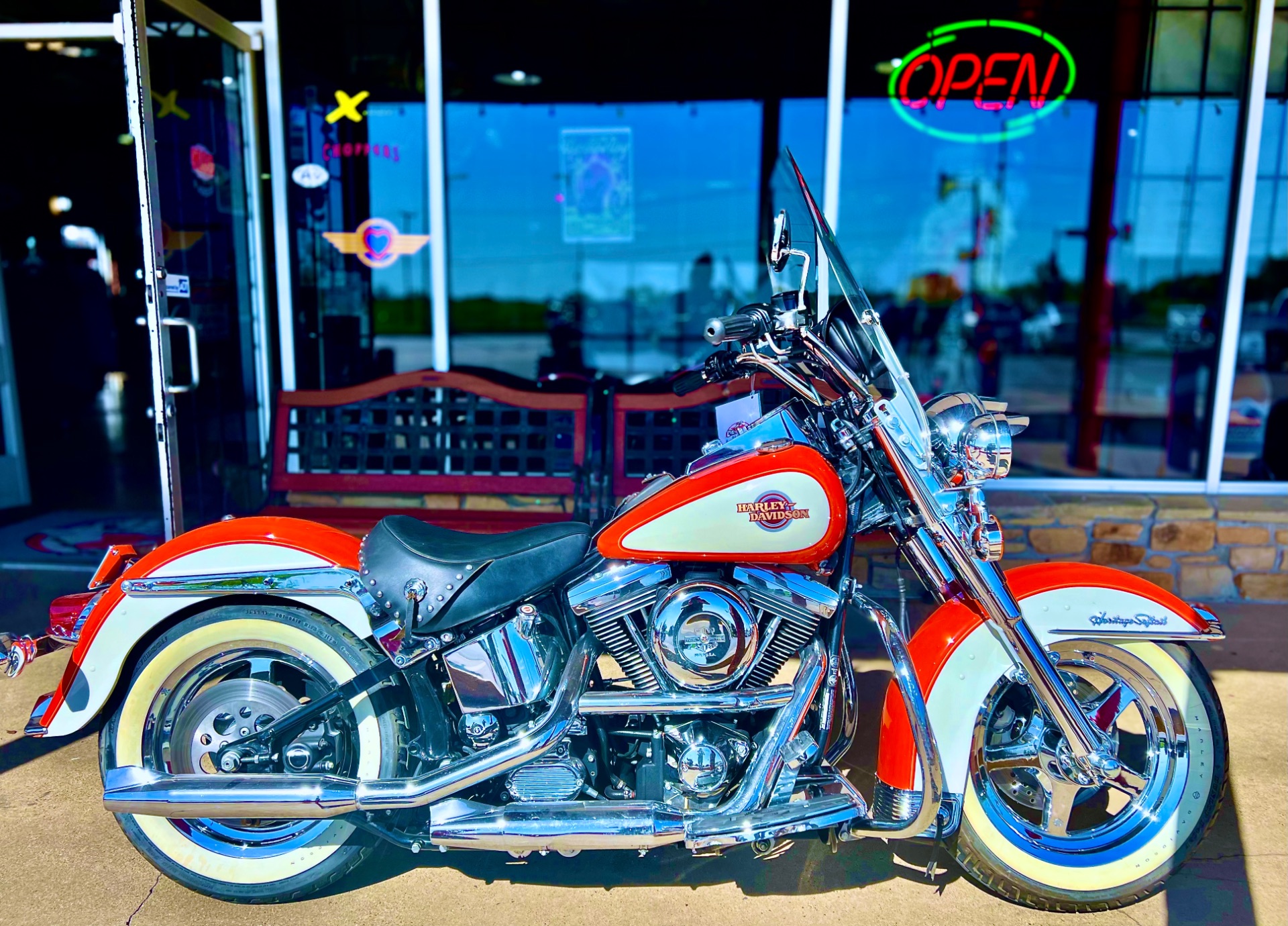 1998 Harley-Davidson Heritage Softail Classic in Dallas, Texas - Photo 1