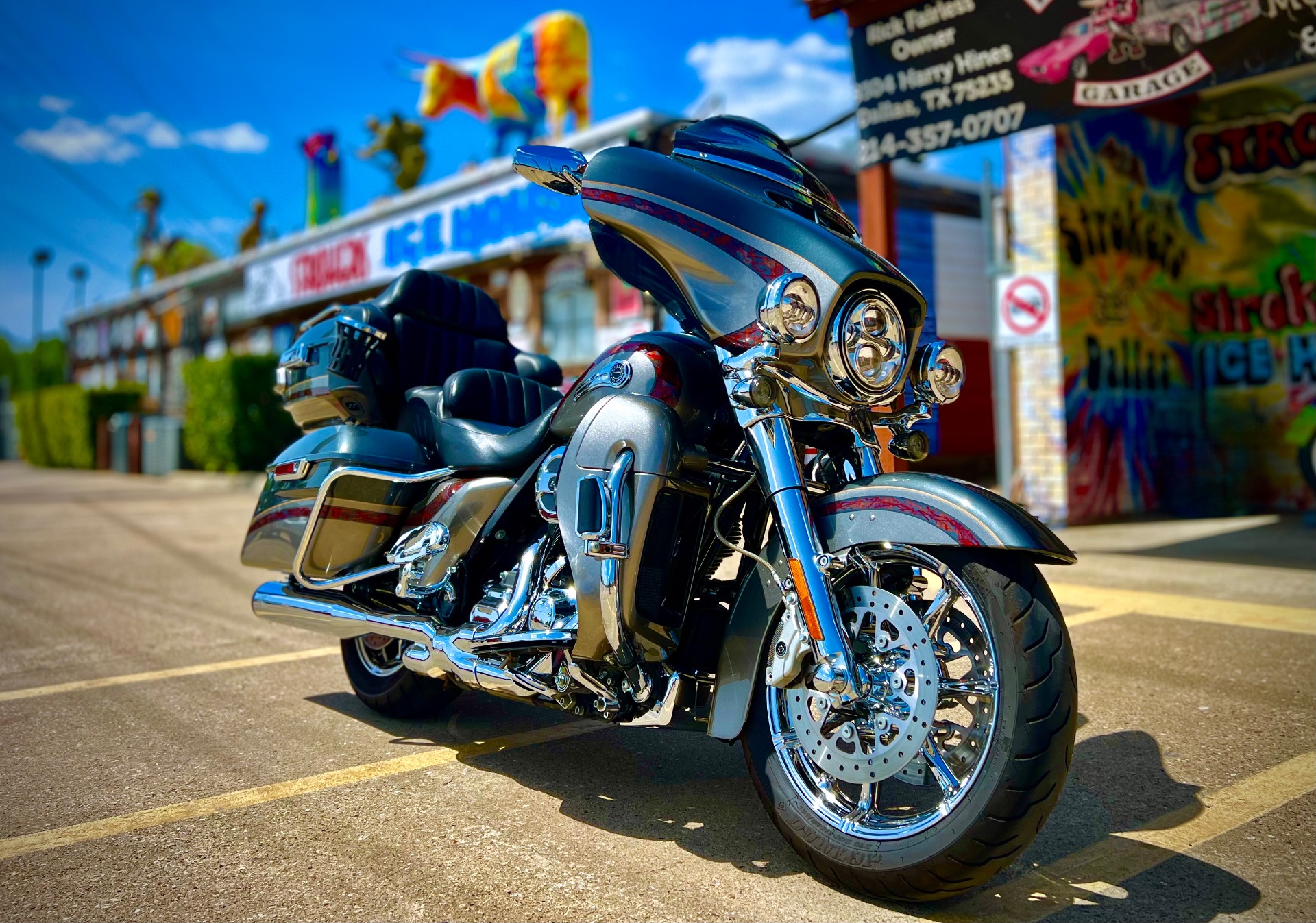 2016 Harley-Davidson CVO™ Limited in Dallas, Texas - Photo 12