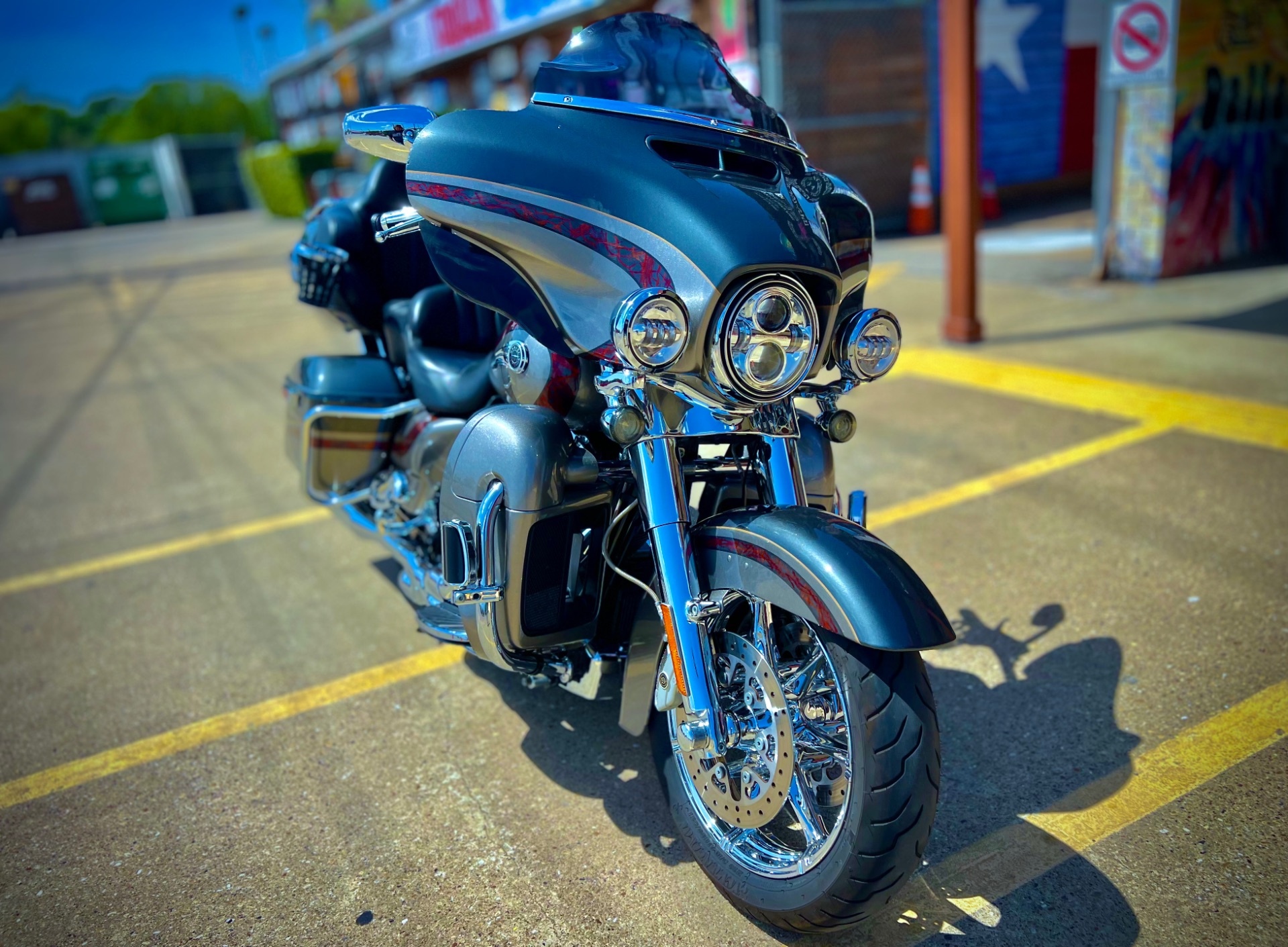 2016 Harley-Davidson CVO™ Limited in Dallas, Texas - Photo 13