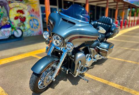 2016 Harley-Davidson CVO™ Limited in Dallas, Texas - Photo 15