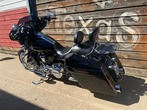 2017 Harley-Davidson Street Glide® Special in Dallas, Texas - Photo 8