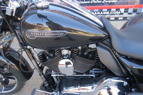 2016 Harley-Davidson Freewheeler™ in Dallas, Texas - Photo 16