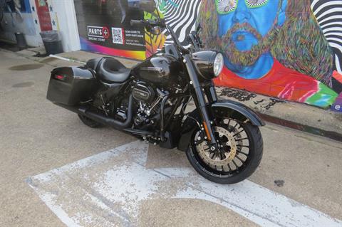 2018 Harley-Davidson Road King® Special in Dallas, Texas - Photo 2