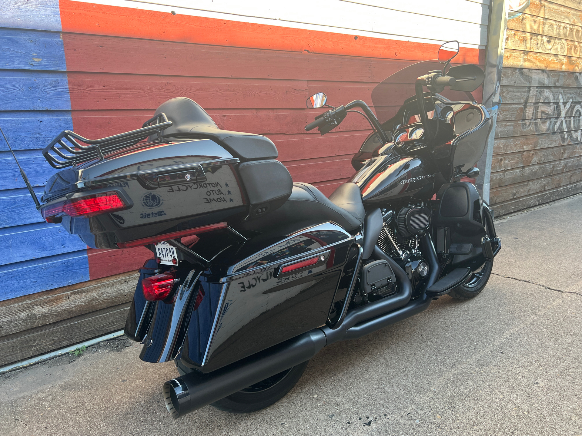 2021 Harley-Davidson Road Glide® Limited in Dallas, Texas - Photo 3