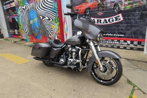 2014 Harley-Davidson Street Glide® in Dallas, Texas - Photo 2