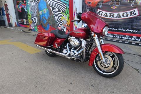 2012 Harley-Davidson Street Glide® in Dallas, Texas - Photo 2
