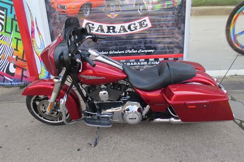 2012 Harley-Davidson Street Glide® in Dallas, Texas - Photo 8