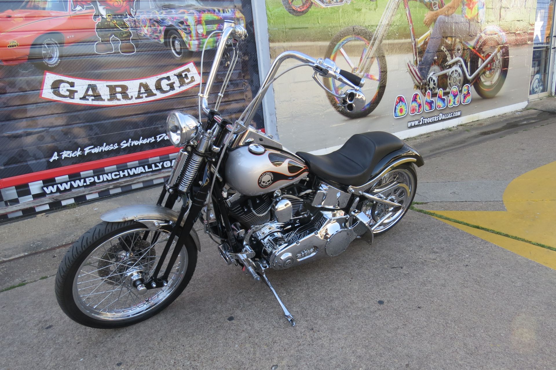2005 Harley-Davidson FXSTS/FXSTSI Springer® Softail® in Dallas, Texas - Photo 9