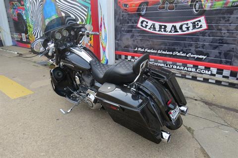 2012 Harley-Davidson CVO™ Street Glide® in Dallas, Texas - Photo 12