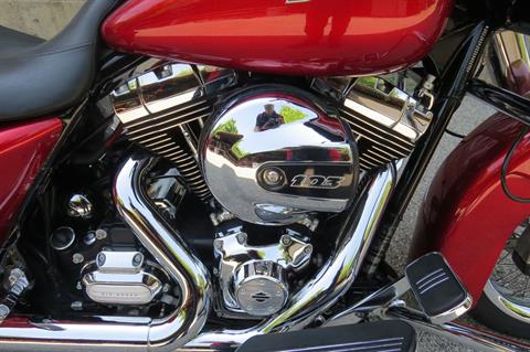 2013 Harley-Davidson Street Glide® in Dallas, Texas - Photo 6