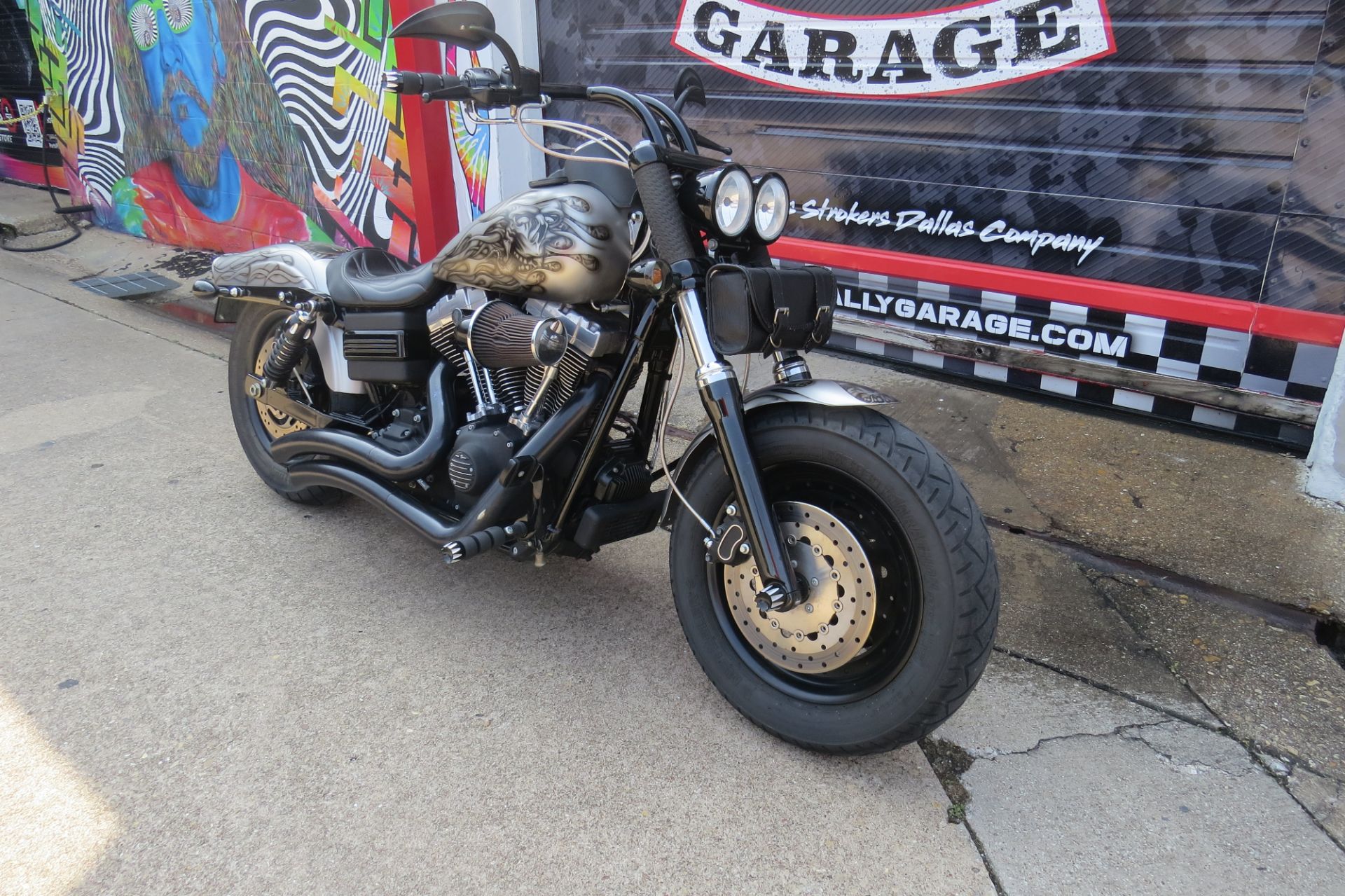 2009 Harley-Davidson Dyna® Fat Bob® in Dallas, Texas - Photo 2