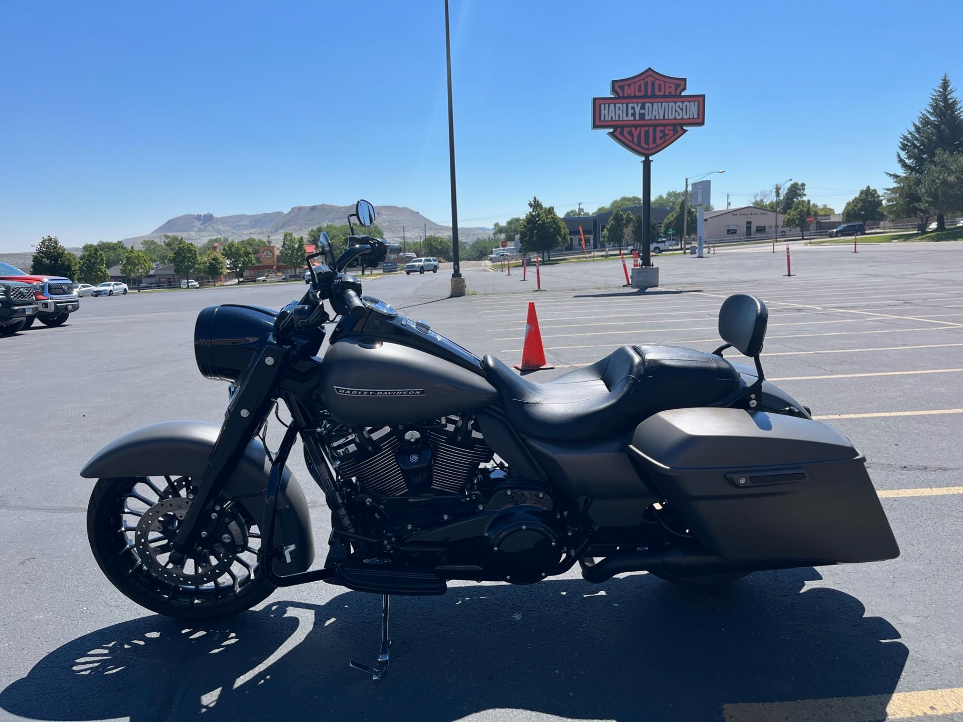 2018 Harley-Davidson Road King® Special in Green River, Wyoming - Photo 5