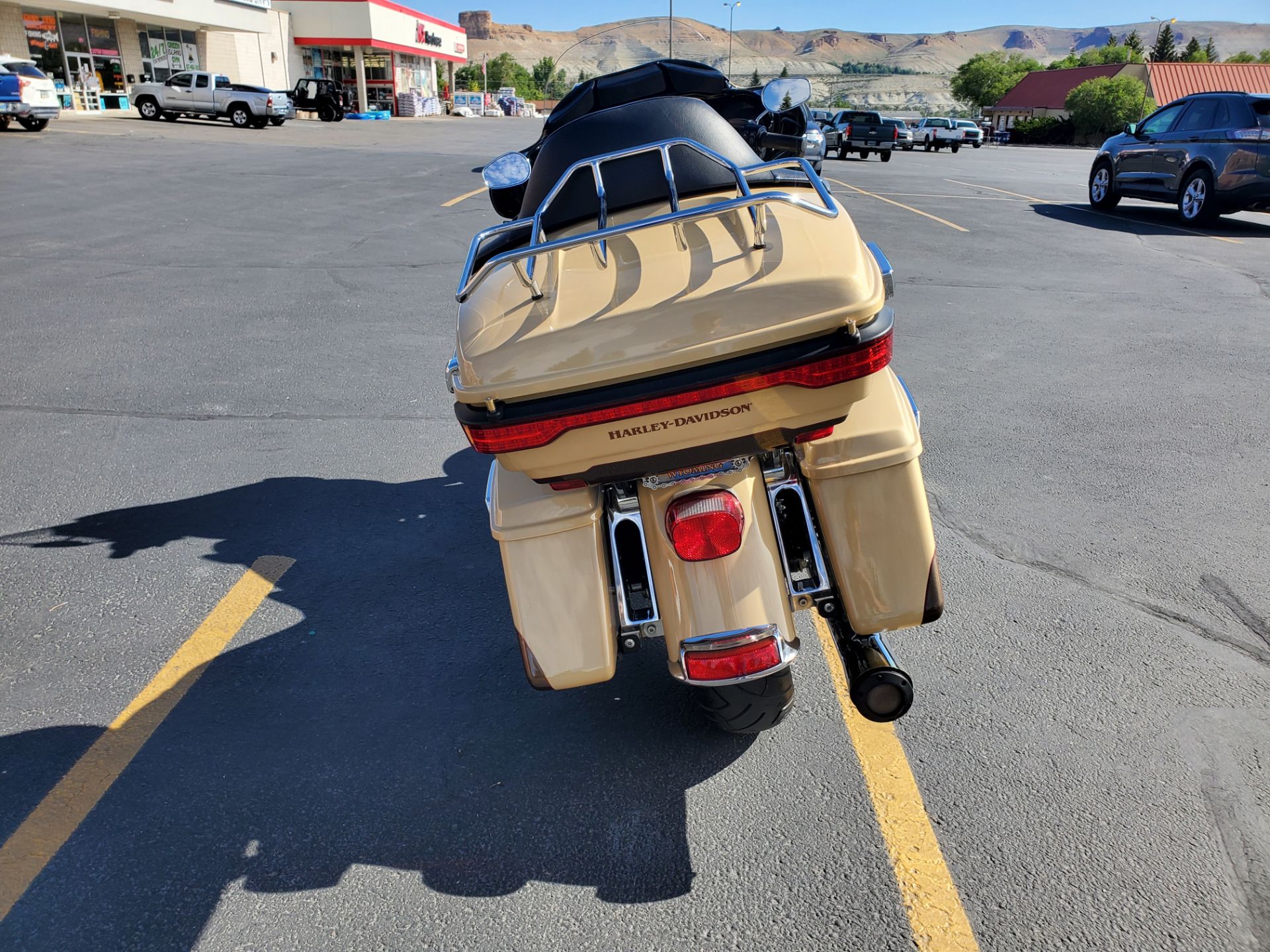 2014 Harley-Davidson Electra Glide® Ultra Classic® in Green River, Wyoming - Photo 3