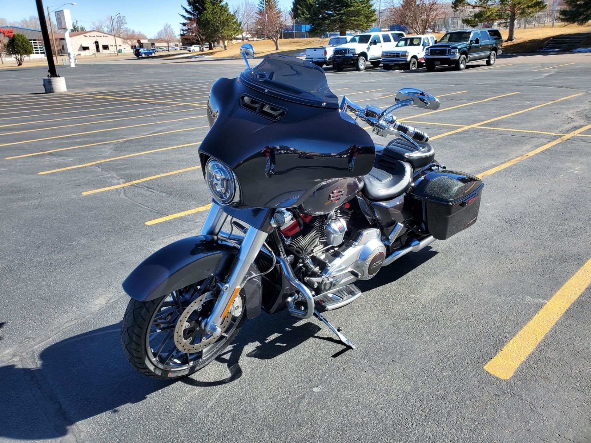 2020 Harley-Davidson CVO™ Street Glide® in Green River, Wyoming - Photo 6