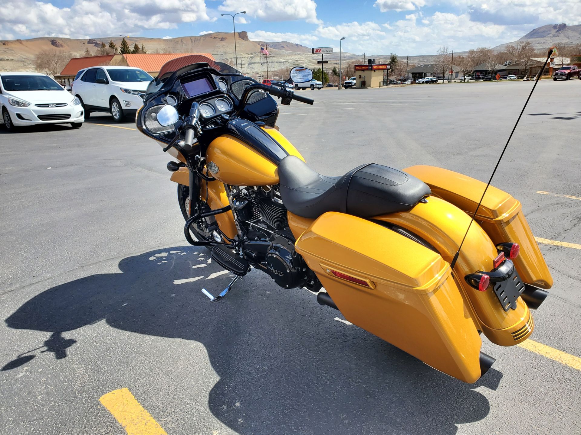 2023 Harley-Davidson Road Glide® Special in Green River, Wyoming - Photo 4