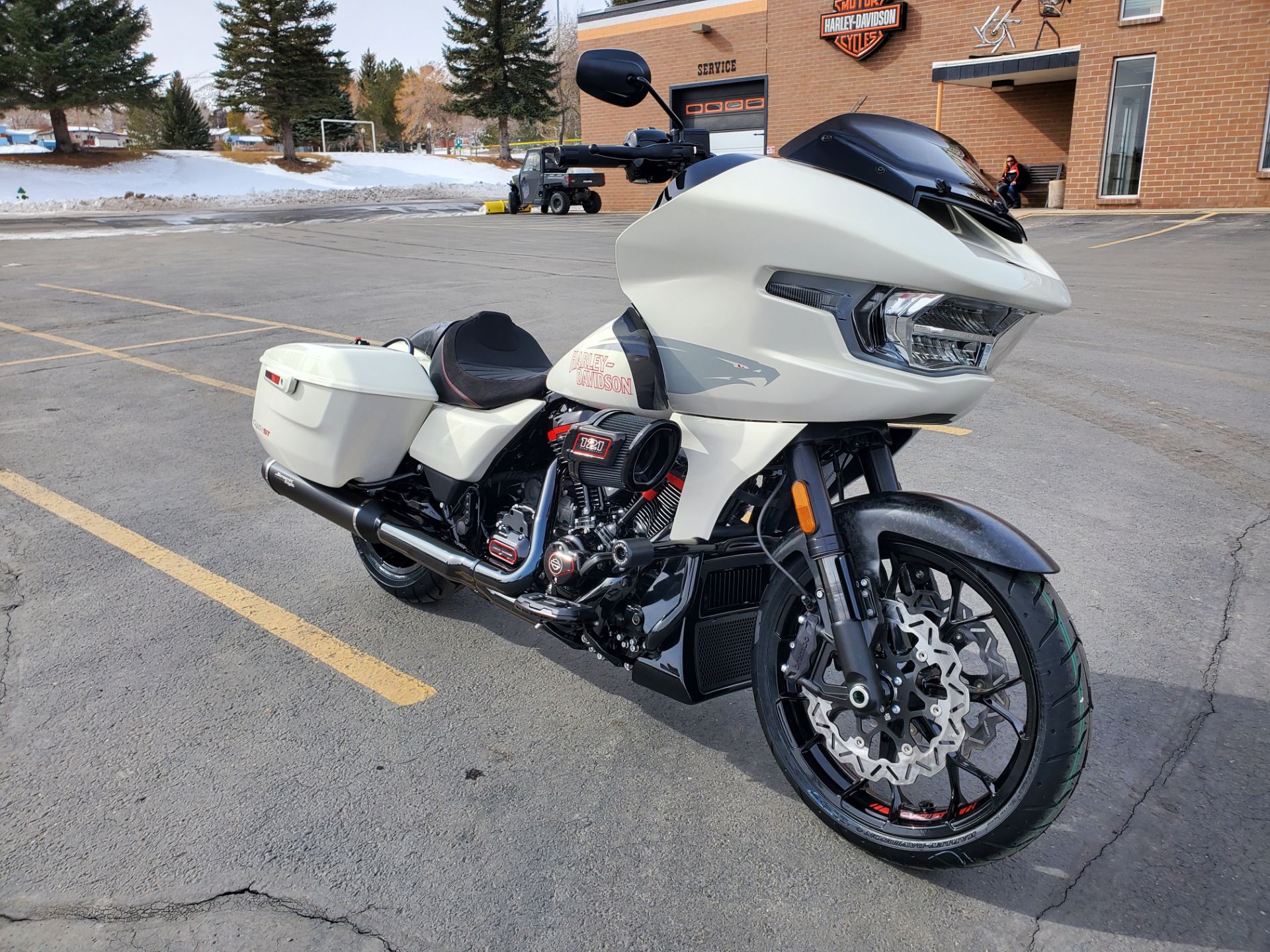 2024 Harley-Davidson CVO™ Road Glide® ST in Green River, Wyoming - Photo 8