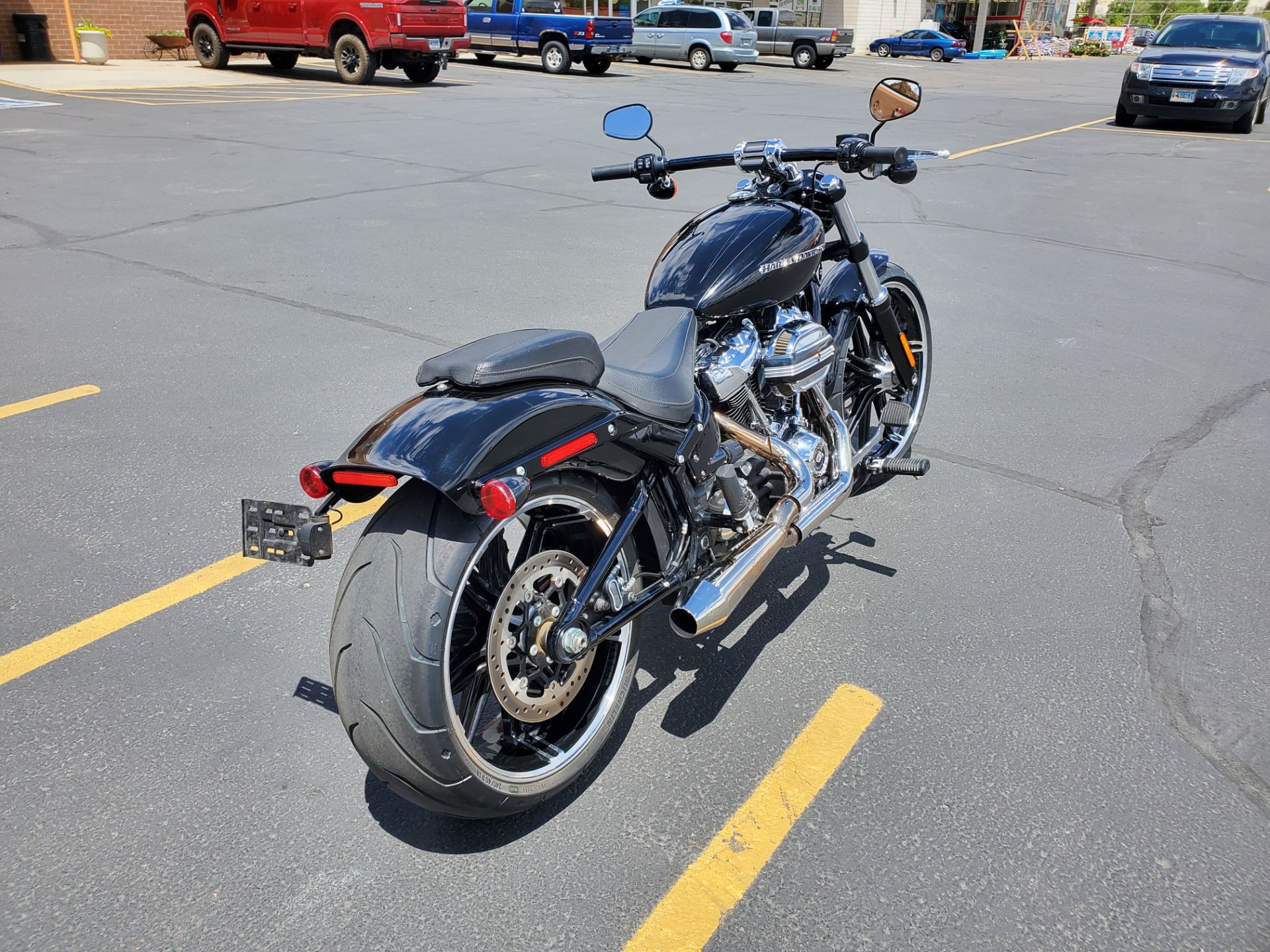 2019 Harley-Davidson Breakout® 107 in Green River, Wyoming - Photo 2