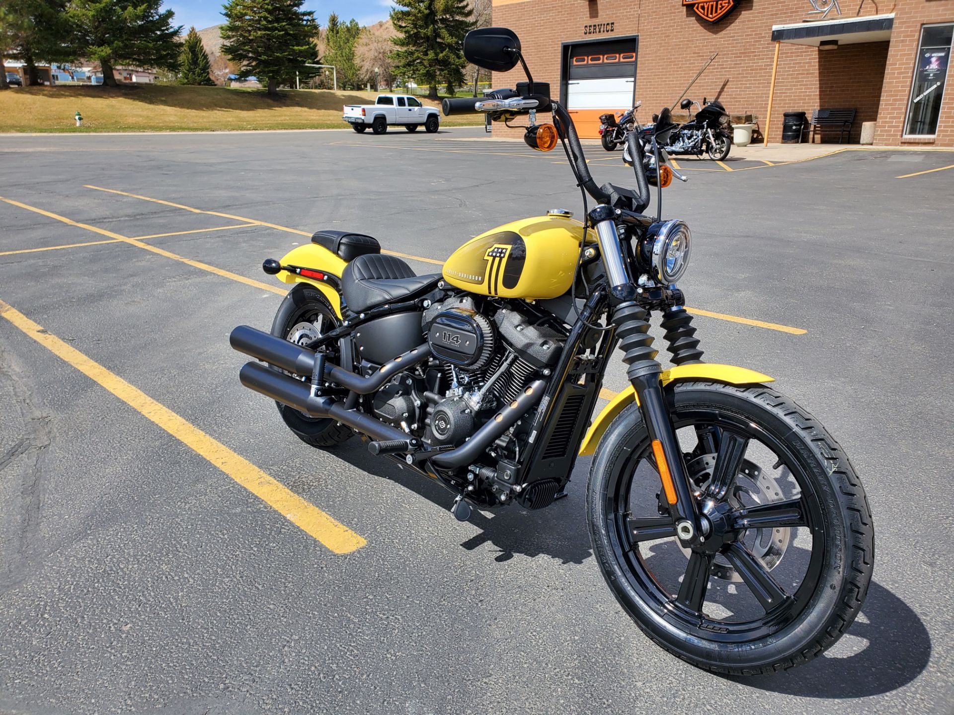 2023 Harley-Davidson Street Bob® 114 in Green River, Wyoming - Photo 8