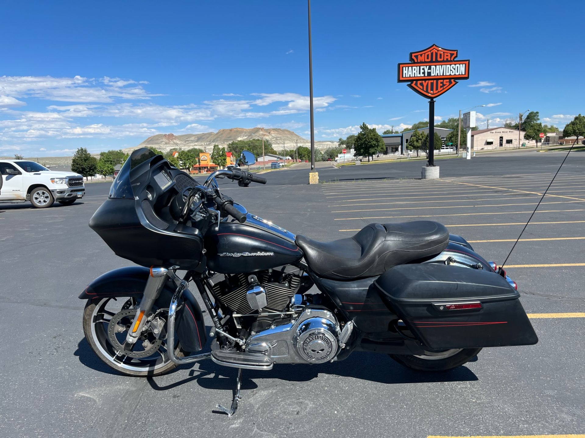 2015 Harley-Davidson Road Glide® Special in Green River, Wyoming - Photo 5