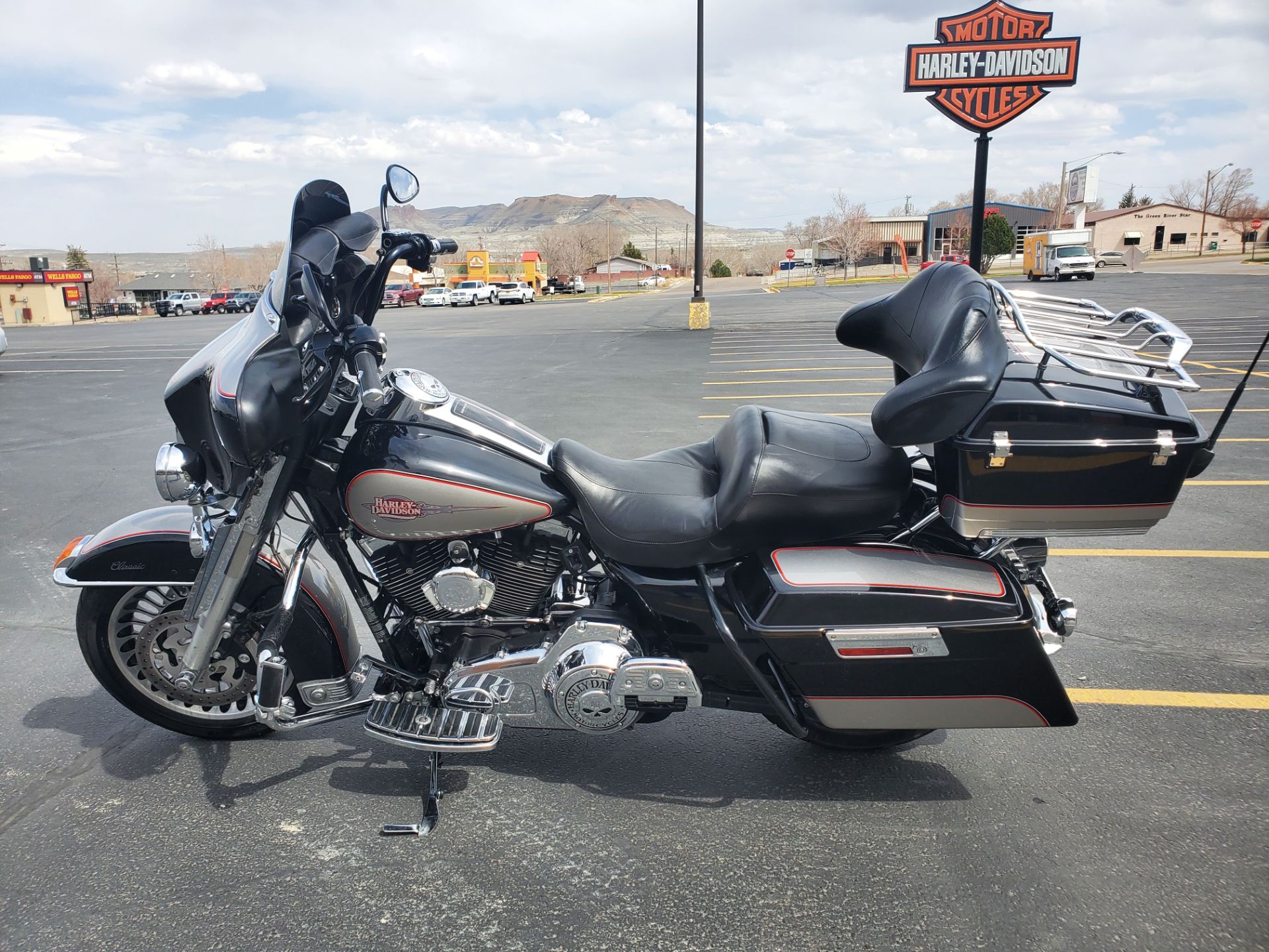 2009 Harley-Davidson Electra Glide® Classic in Green River, Wyoming - Photo 5