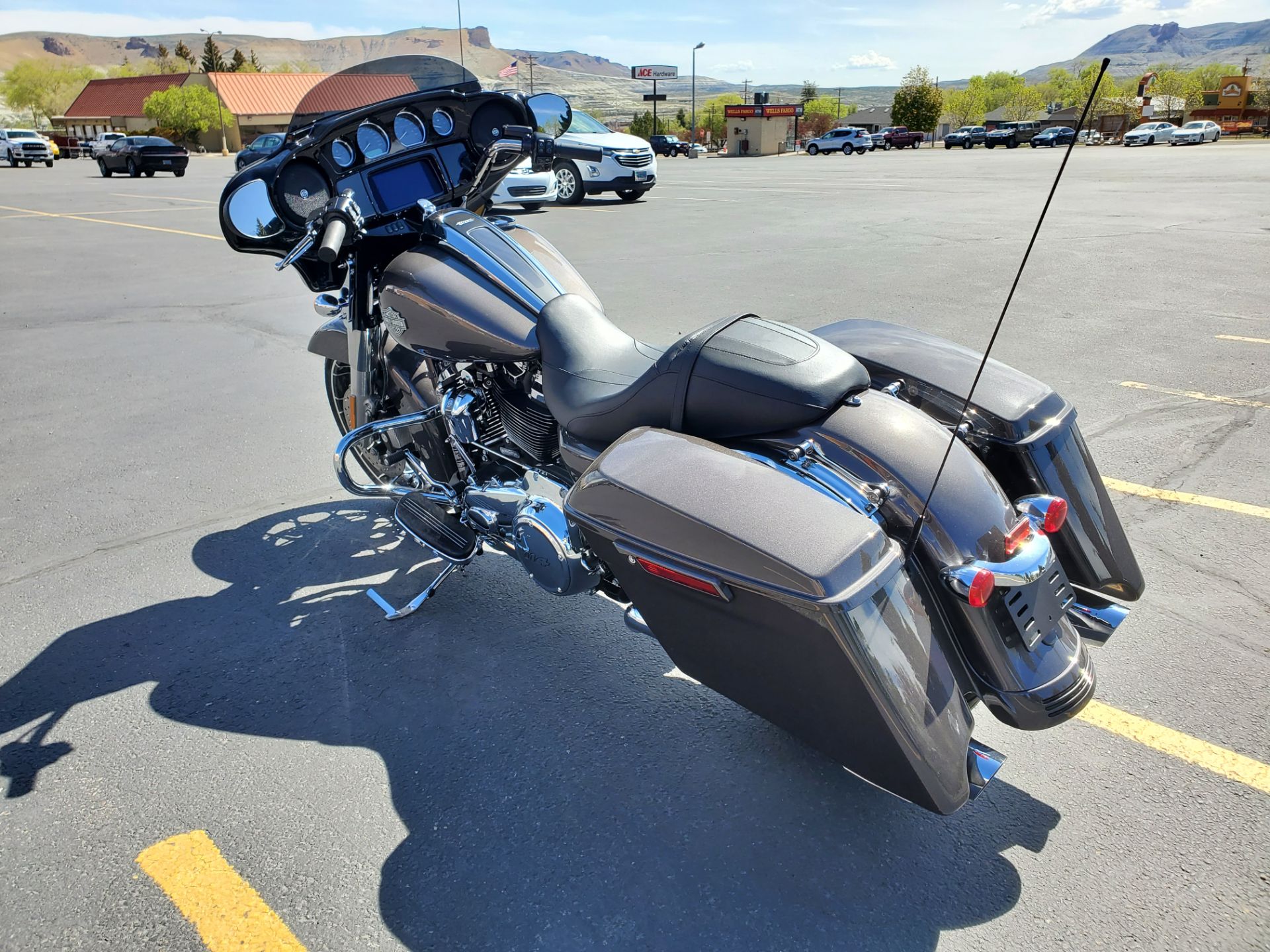 2023 Harley-Davidson Street Glide® Special in Green River, Wyoming - Photo 4