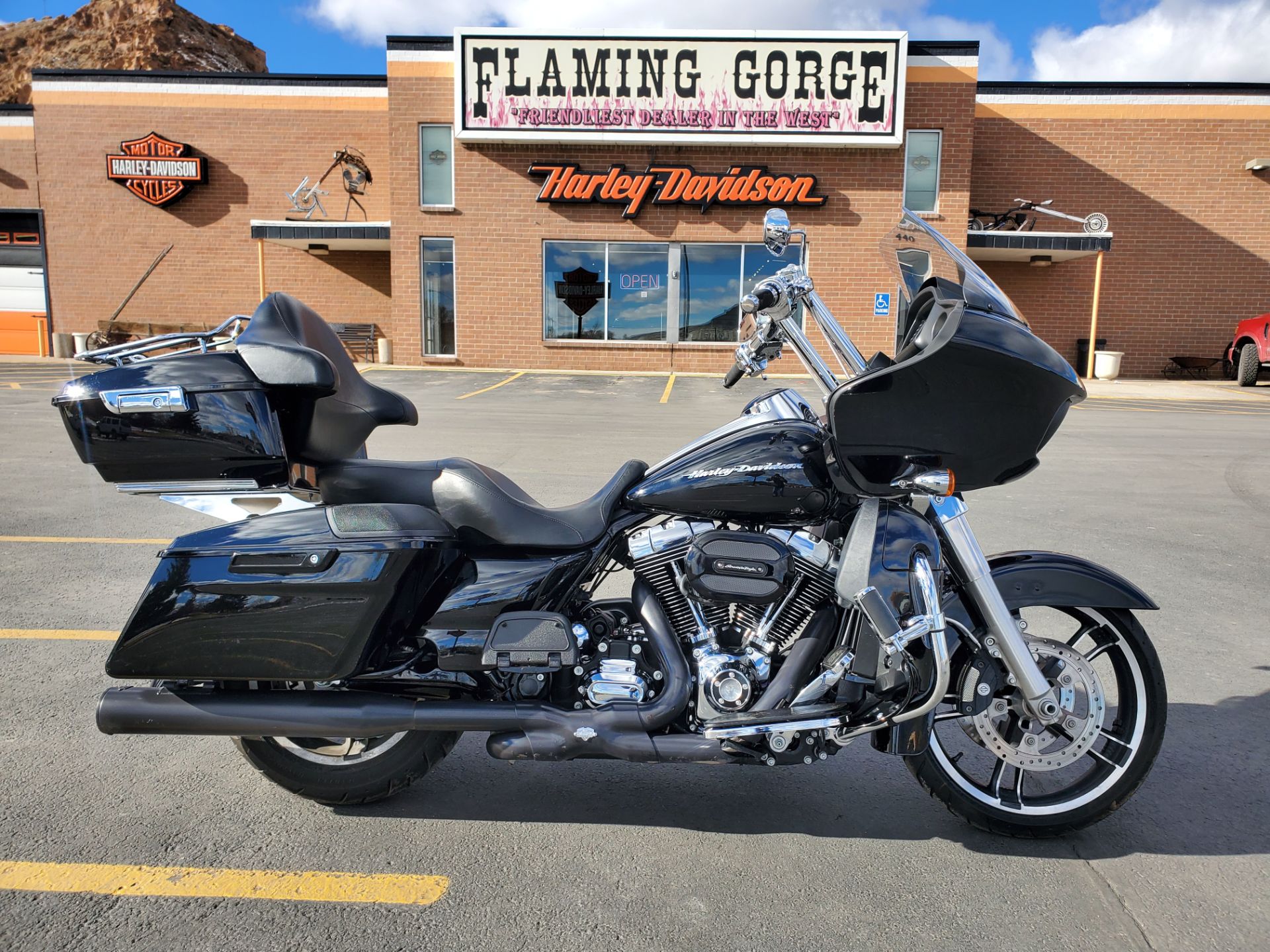 2015 Harley-Davidson Road Glide® in Green River, Wyoming - Photo 1