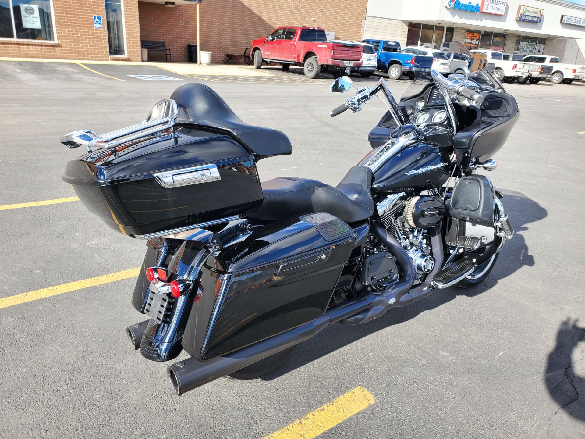 2015 Harley-Davidson Road Glide® in Green River, Wyoming - Photo 2