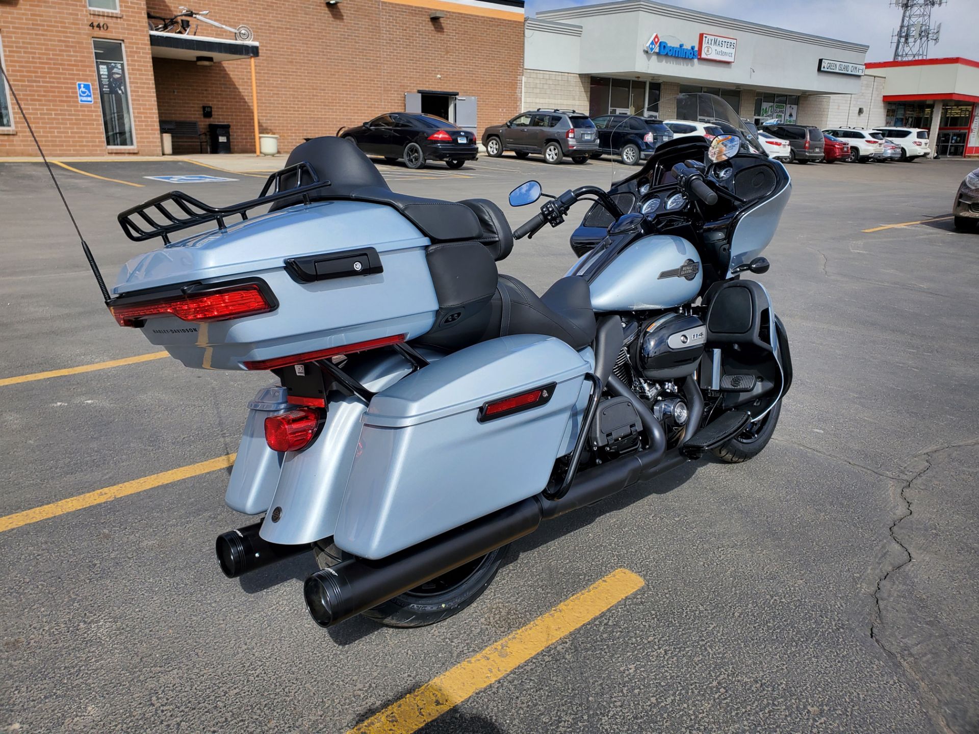 2023 Harley-Davidson Road Glide® Limited in Green River, Wyoming - Photo 2