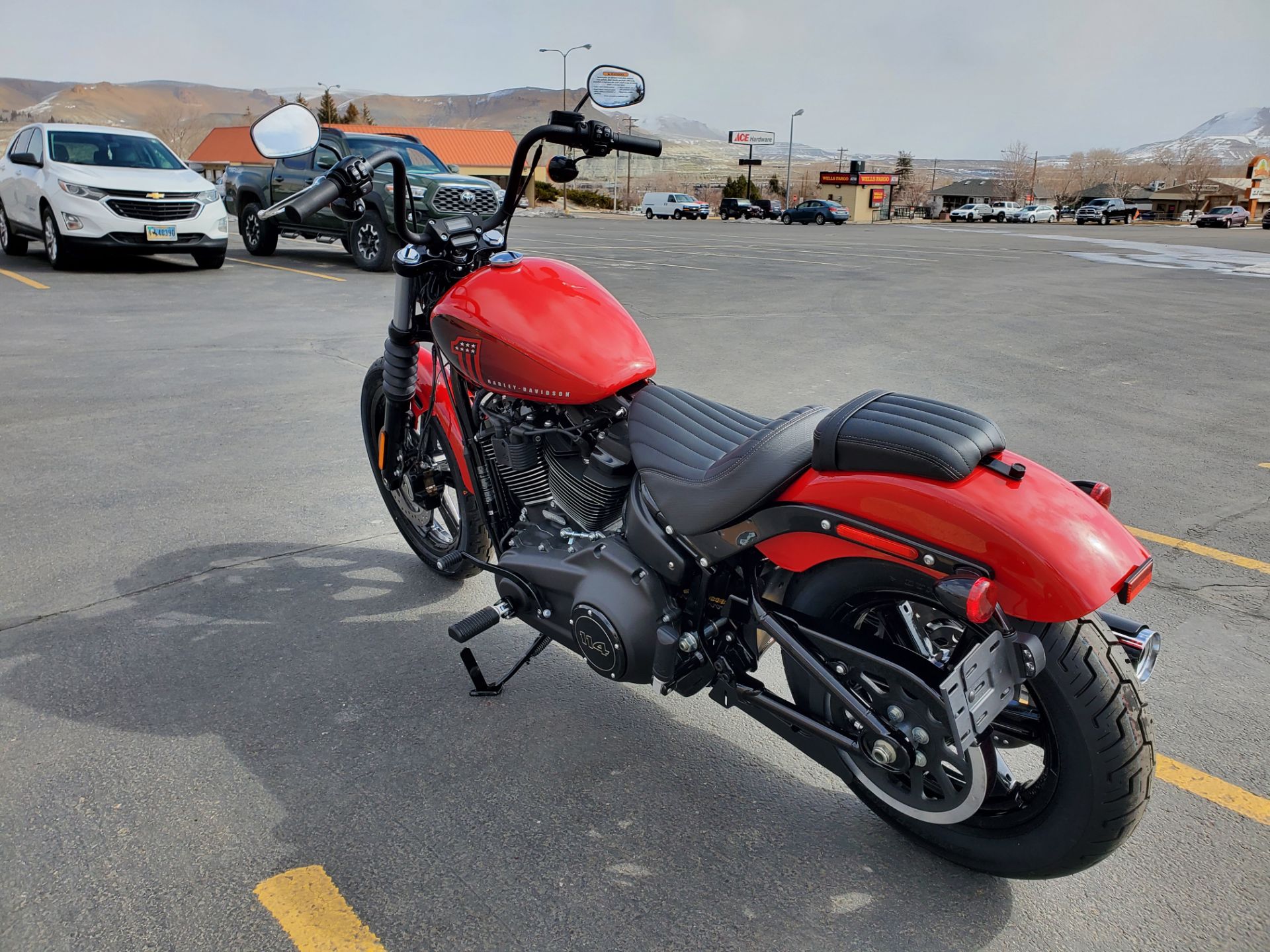 2023 Harley-Davidson Street Bob® 114 in Green River, Wyoming - Photo 4