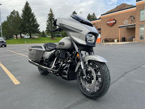2023 Harley-Davidson CVO™ Street Glide® in Green River, Wyoming - Photo 8