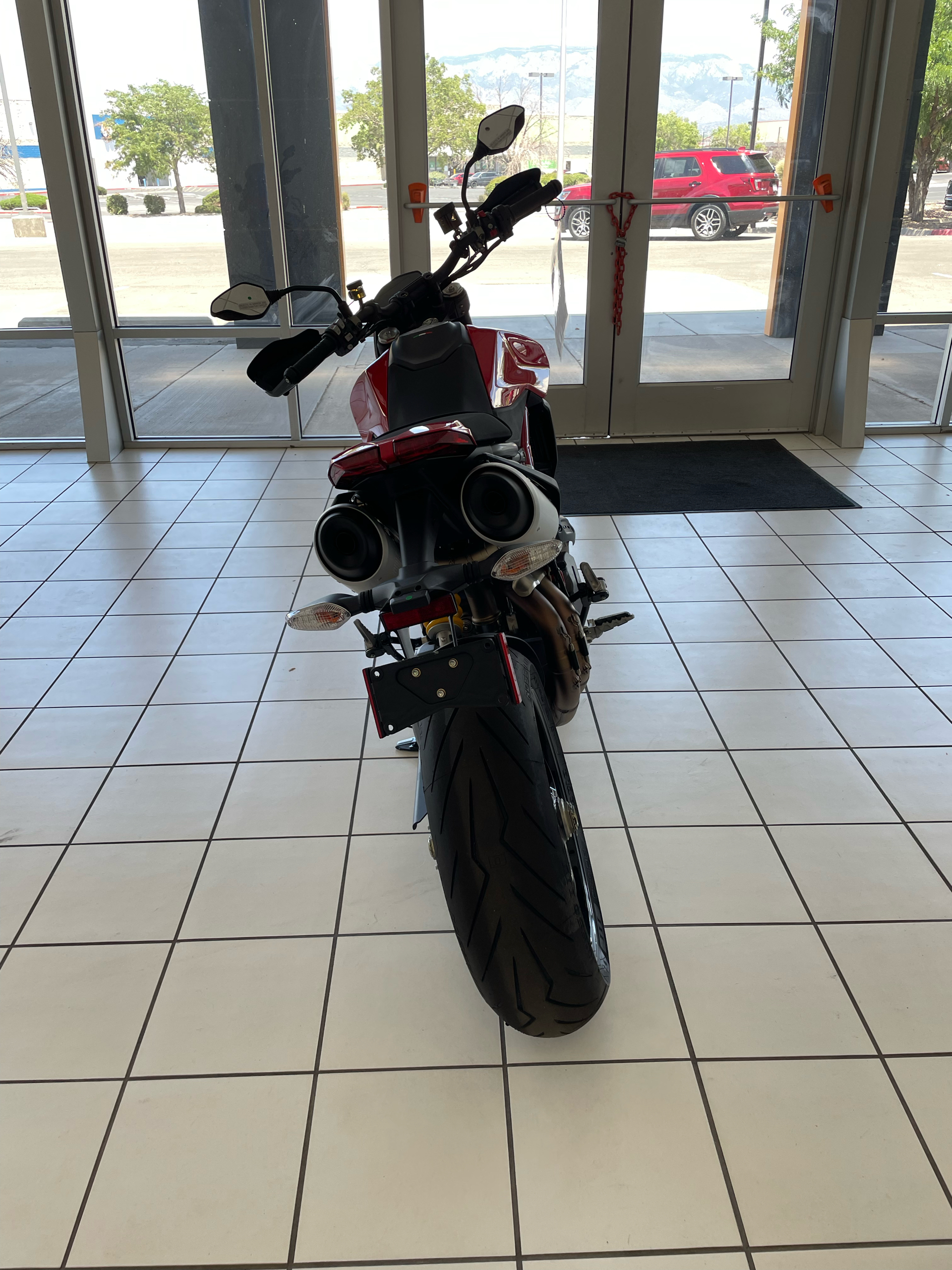 2023 Ducati Hypermotard 950 in Albuquerque, New Mexico - Photo 11