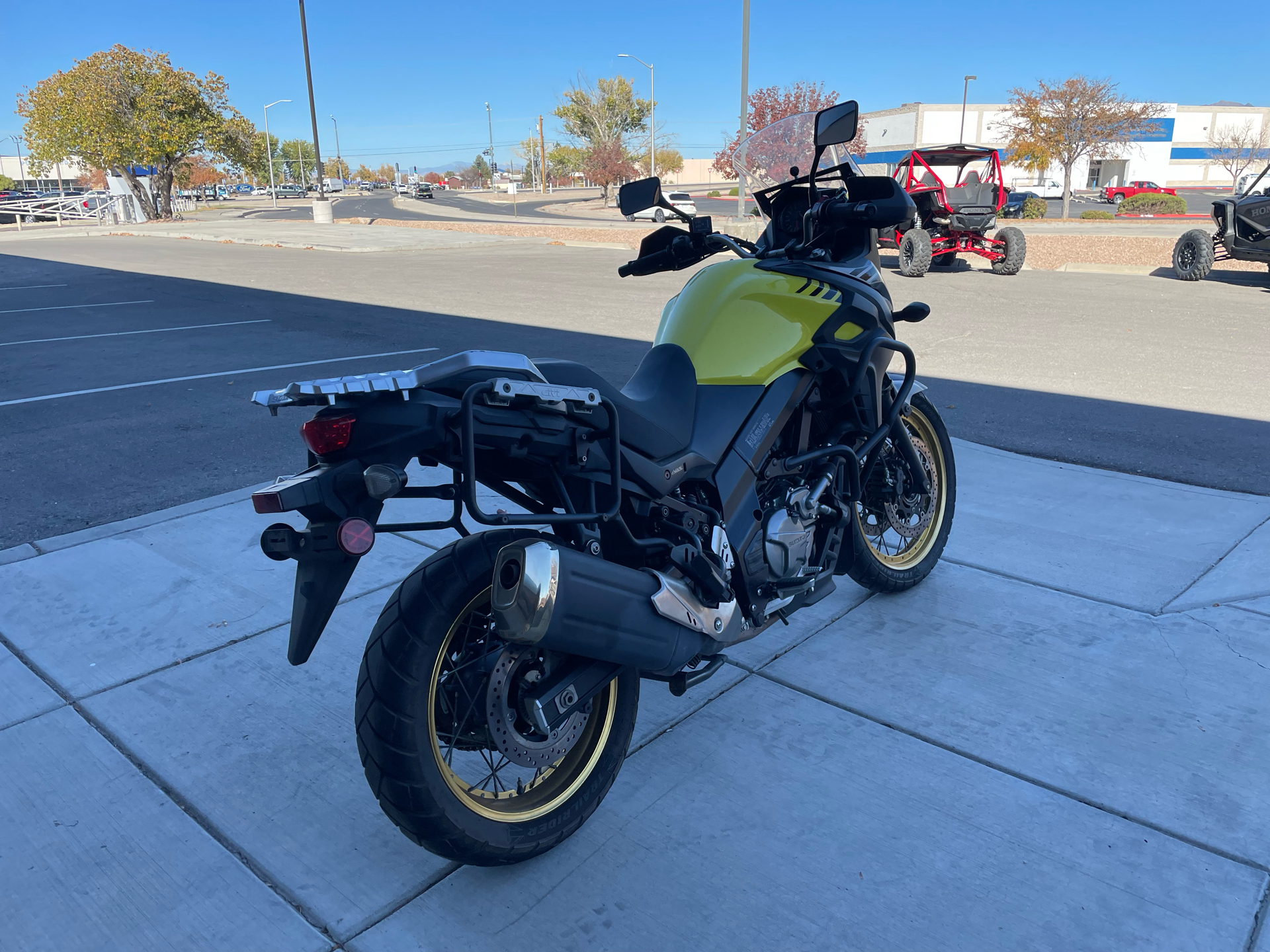 2017 Suzuki V-Strom 650XT in Albuquerque, New Mexico - Photo 3