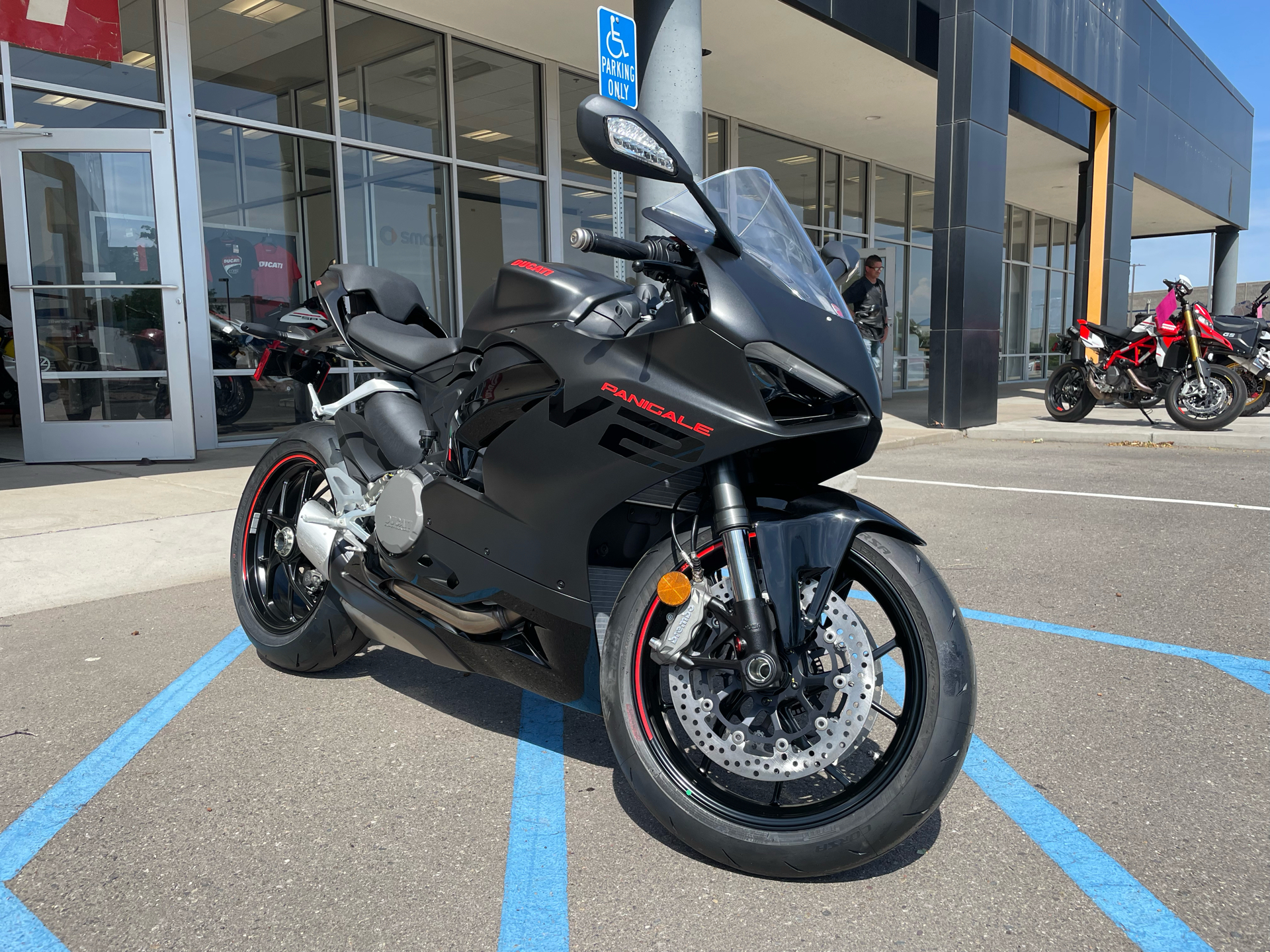 2025 Ducati PANIGALE V2 in Albuquerque, New Mexico - Photo 1