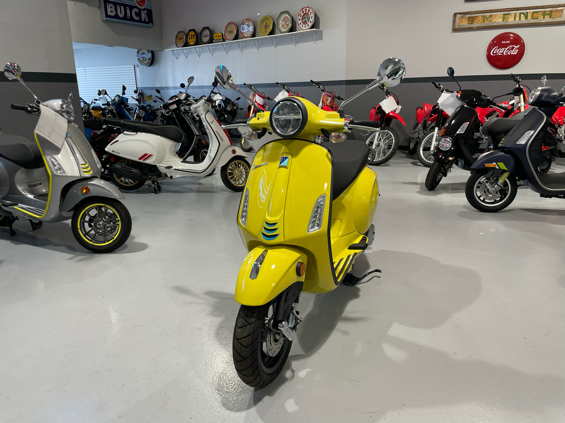 2024 Vespa Primavera 150 S in Albuquerque, New Mexico - Photo 11