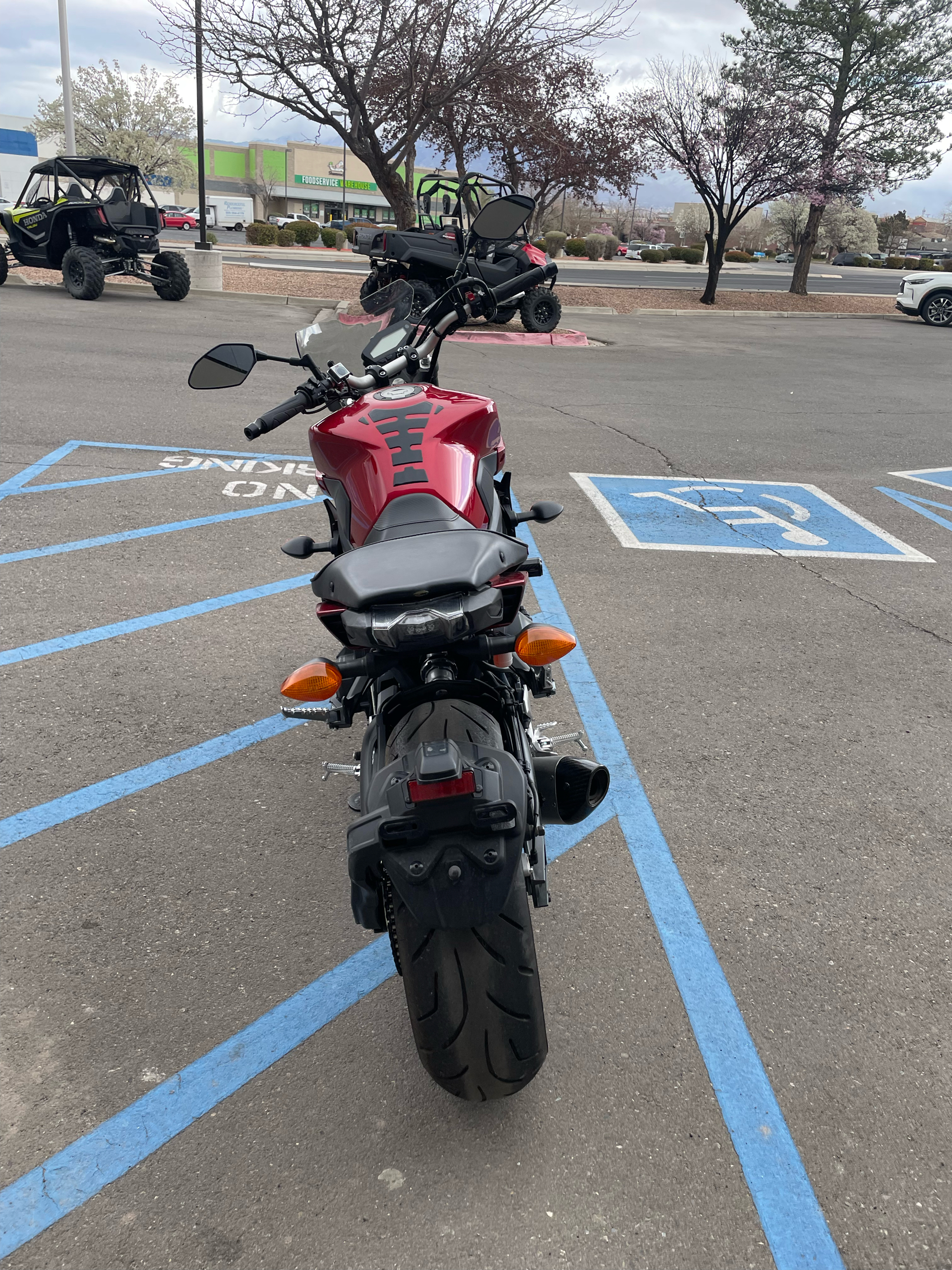 2017 Yamaha FZ-09 in Albuquerque, New Mexico - Photo 6