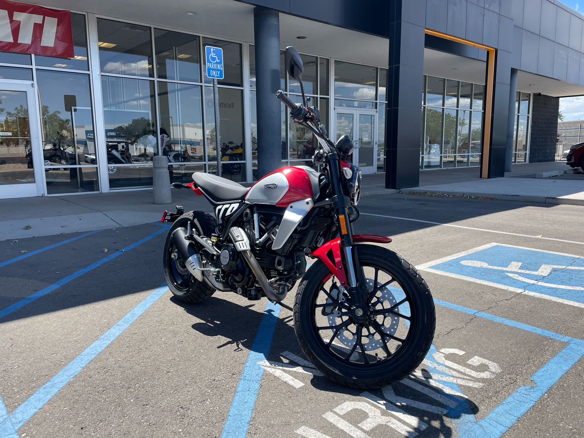 2023 Ducati Scrambler Icon in Albuquerque, New Mexico - Photo 1