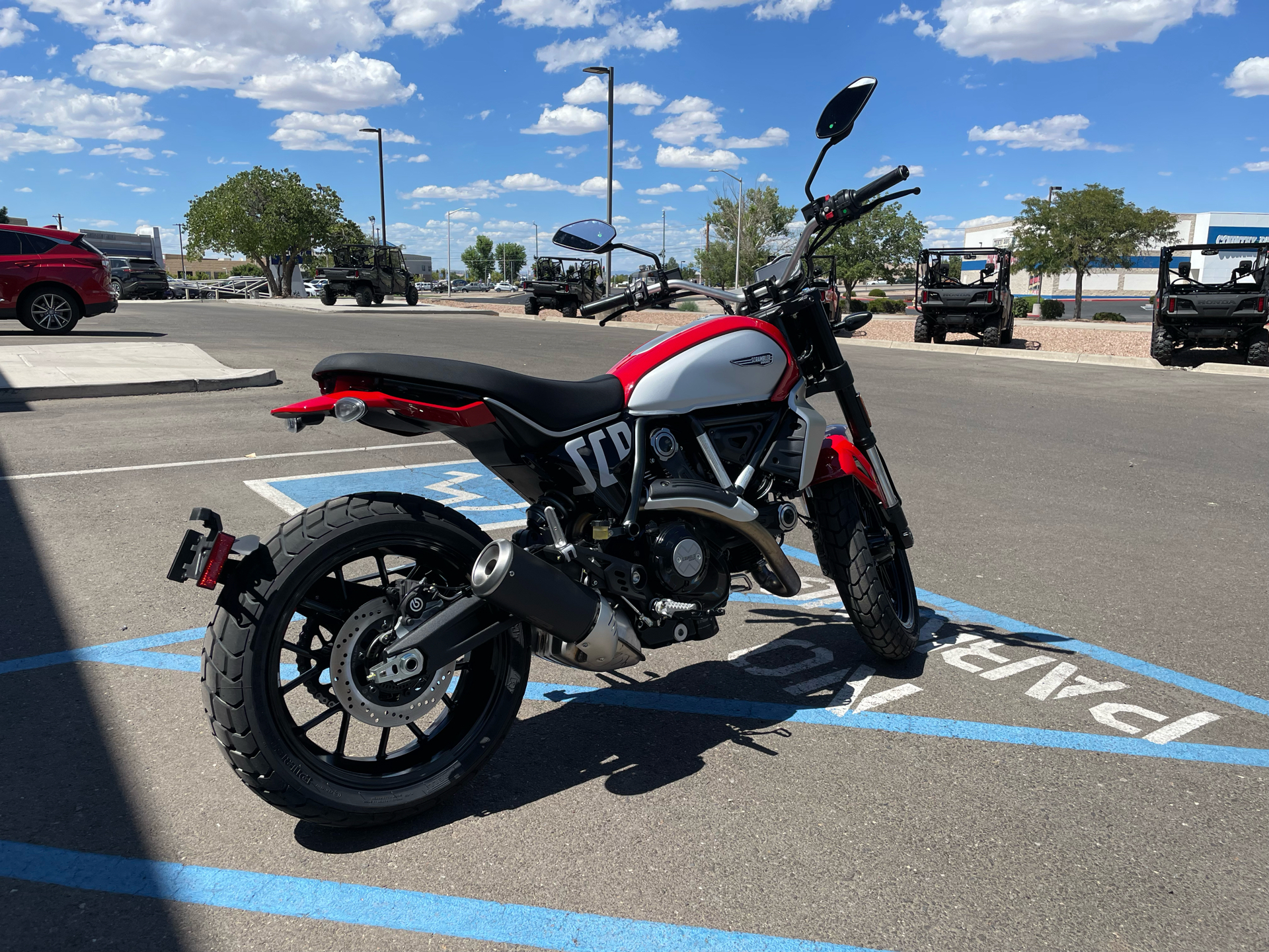 2023 Ducati Scrambler Icon in Albuquerque, New Mexico - Photo 4