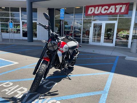 2023 Ducati Scrambler Icon in Albuquerque, New Mexico - Photo 11