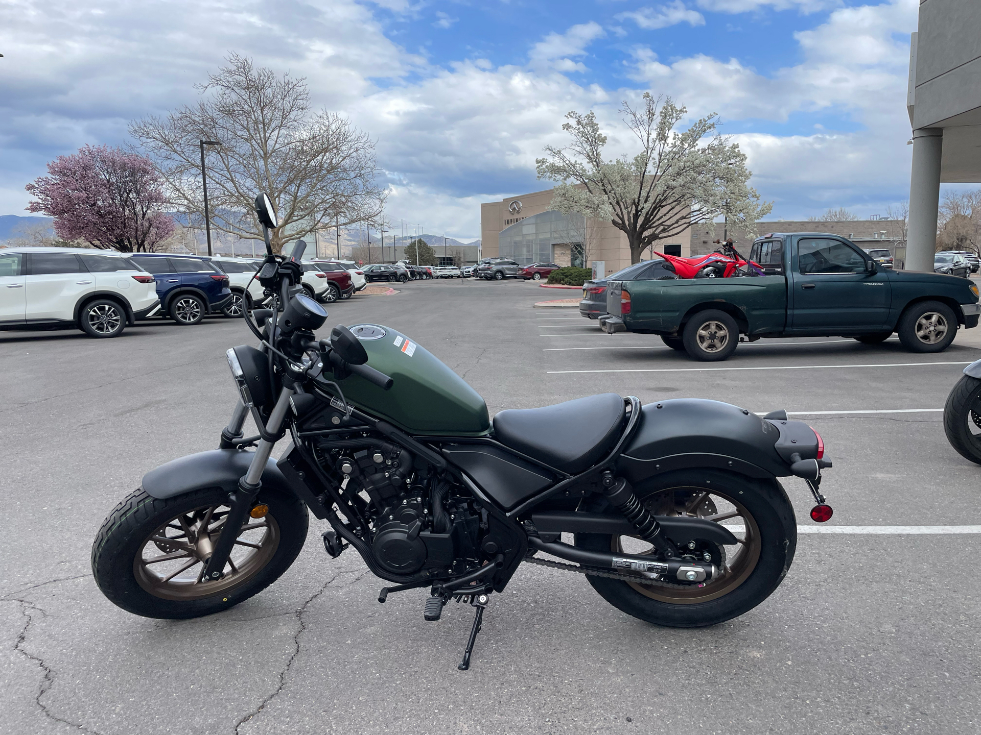 2024 Honda Rebel 500 in Albuquerque, New Mexico - Photo 9