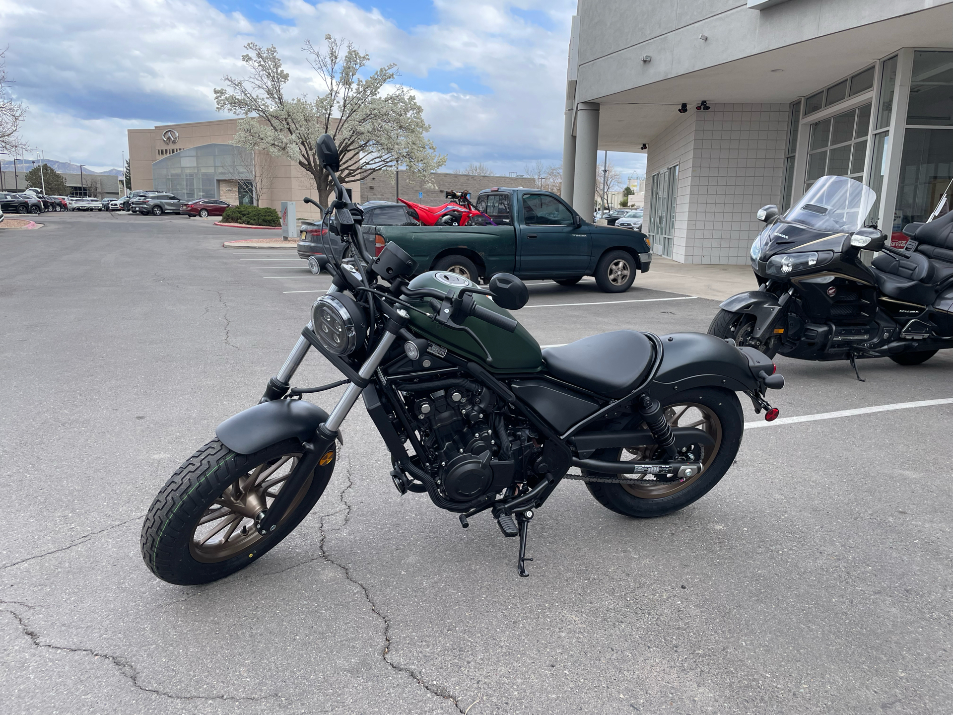 2024 Honda Rebel 500 in Albuquerque, New Mexico - Photo 10