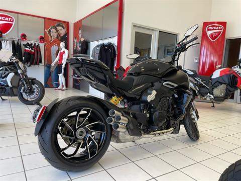 2024 Ducati Diavel V4 in Albuquerque, New Mexico - Photo 4