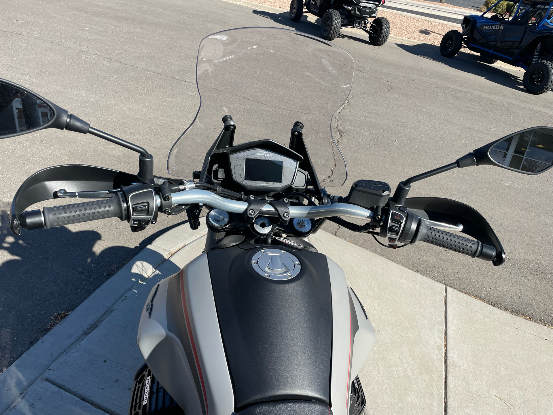 2023 Moto Guzzi V85 TT Travel in Albuquerque, New Mexico - Photo 15