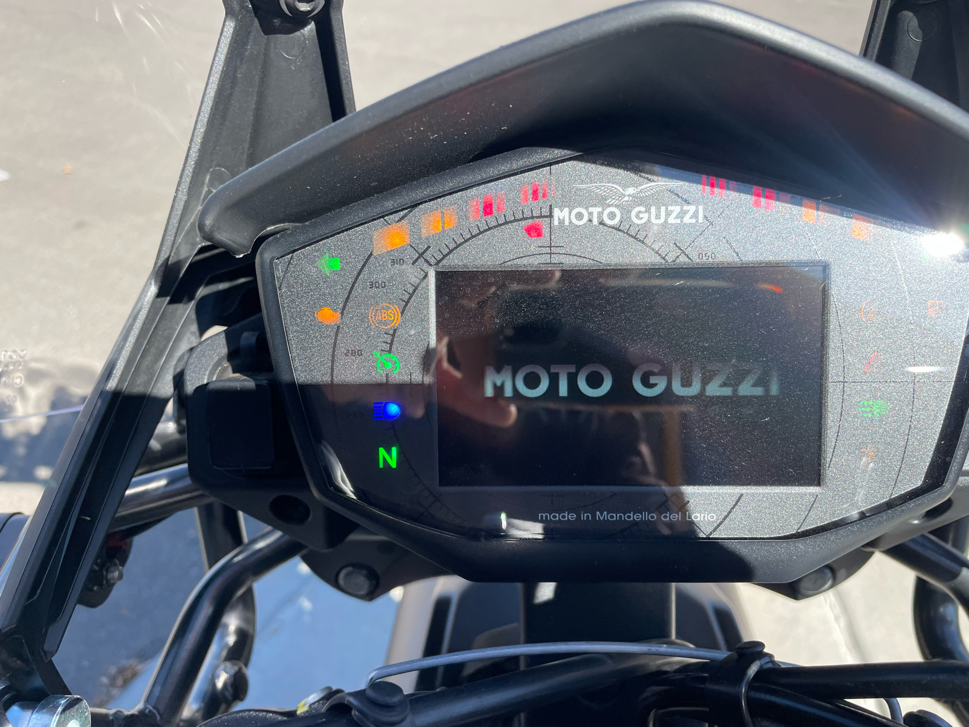 2023 Moto Guzzi V85 TT Travel in Albuquerque, New Mexico - Photo 17