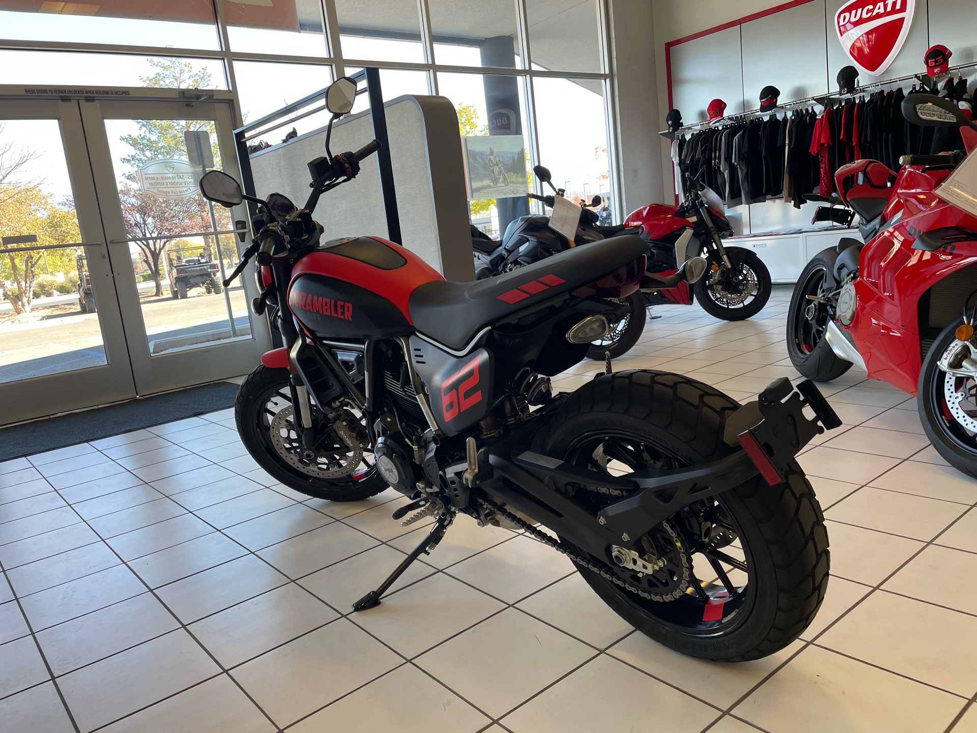 2024 Ducati Scrambler Full Throttle in Albuquerque, New Mexico - Photo 7